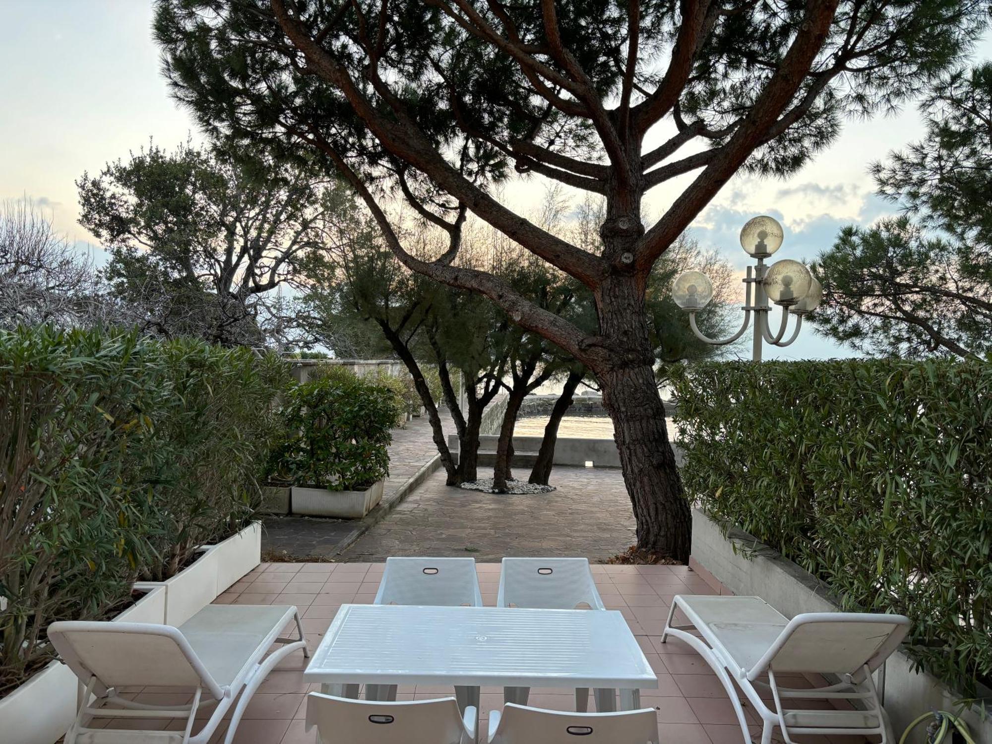 Amedeo'S Sea House Apartment Trieste Exterior photo